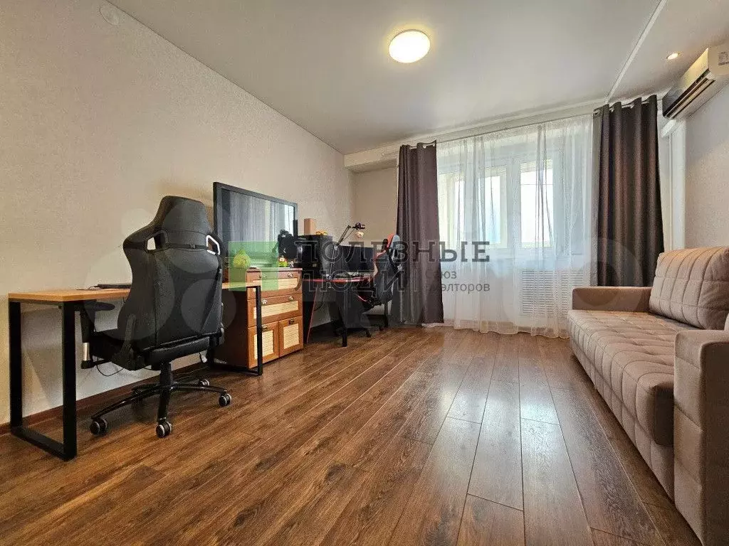 1-к. квартира, 41 м, 5/10 эт. - Фото 1
