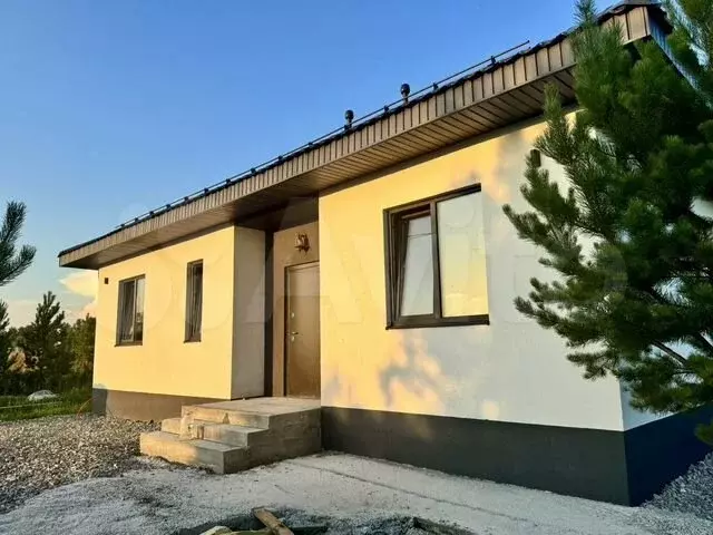 Дом 100 м на участке 10 сот. - Фото 0