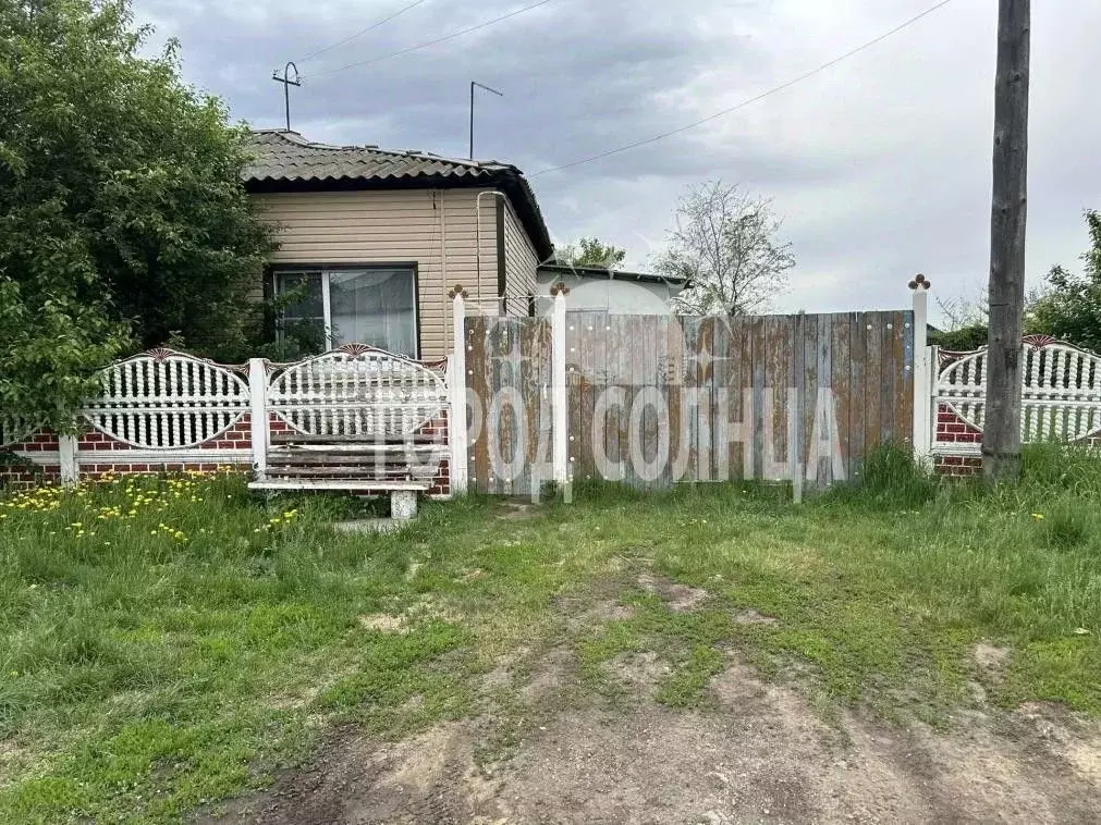 Дом в Омская область, Любинский район, с. Новоархангелка Октябрьская ... - Фото 2