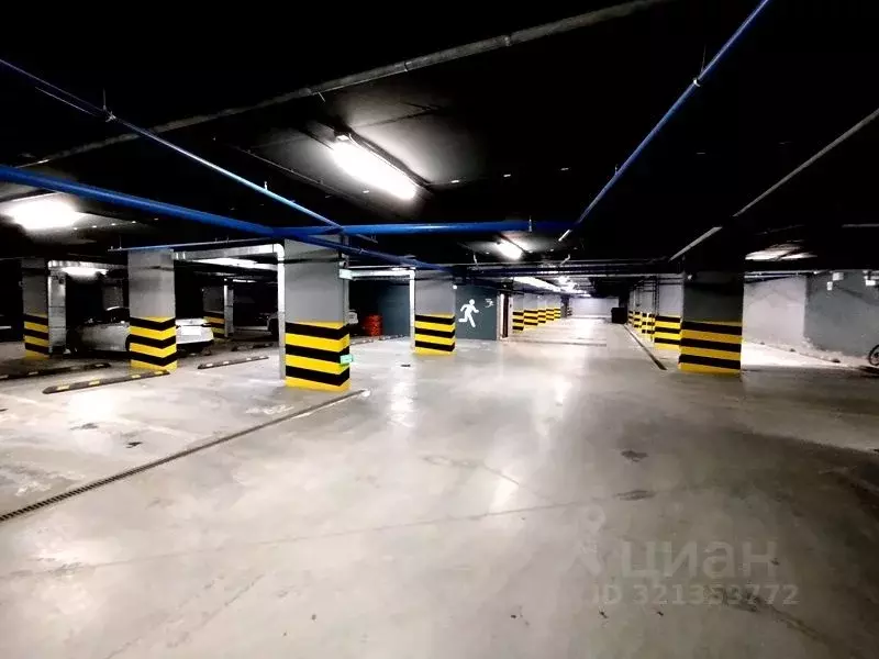 Гараж в Новосибирская область, Новосибирск ул. Аэропорт, 49 (13 м) - Фото 1