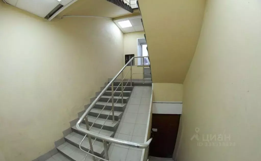 Помещение свободного назначения в Москва Денисовский пер., 30С1 (1033 ... - Фото 2