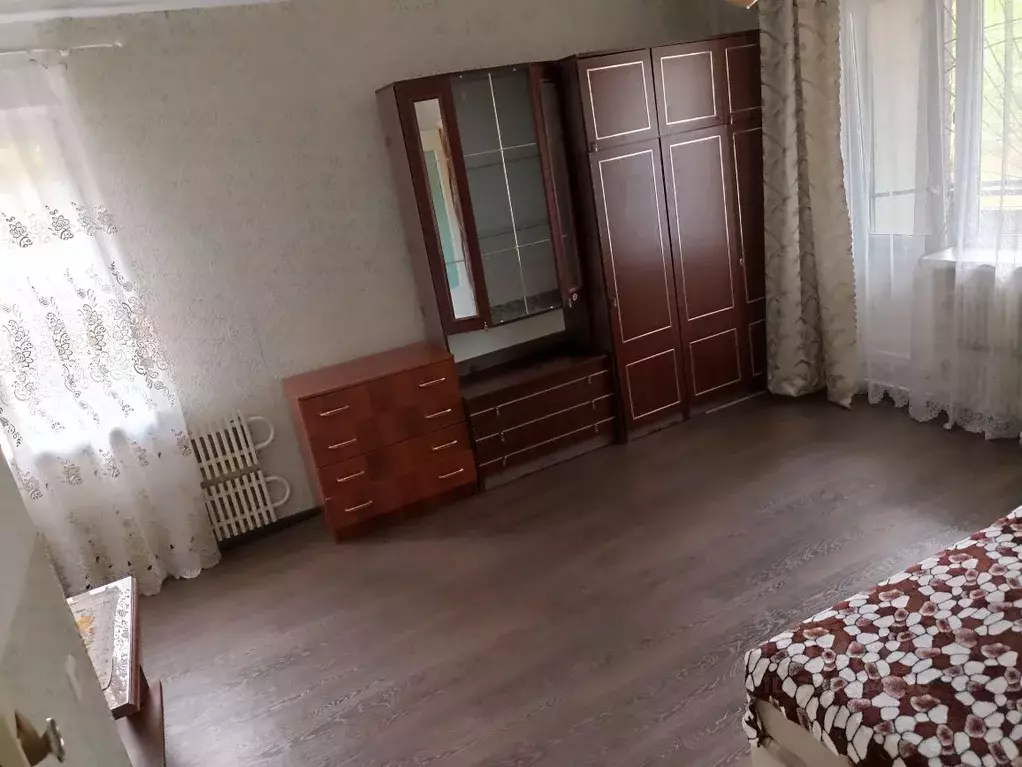 1-к кв. Волгоградская область, Волгоград ул. 8-й Воздушной Армии, 31 ... - Фото 0