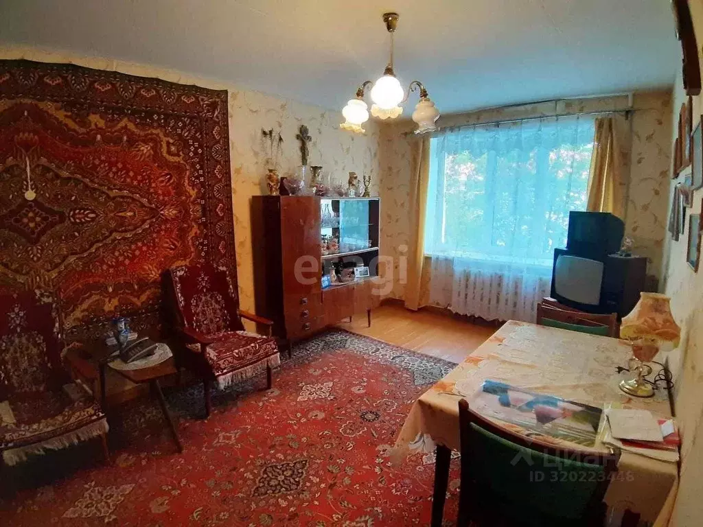 3-к кв. Архангельская область, Вычегодский рп ул. 8 Марта, 10 (61.5 м) - Фото 0