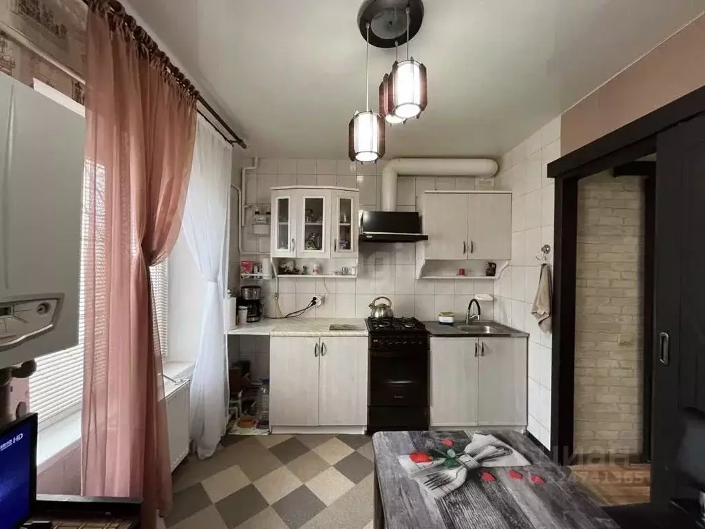 3-к кв. Крым, Саки ш. Евпаторийское (75.7 м) - Фото 1