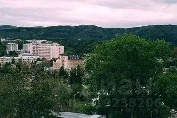 2-к кв. Ставропольский край, Кисловодск ул. Катыхина, 12 (57.0 м) - Фото 0