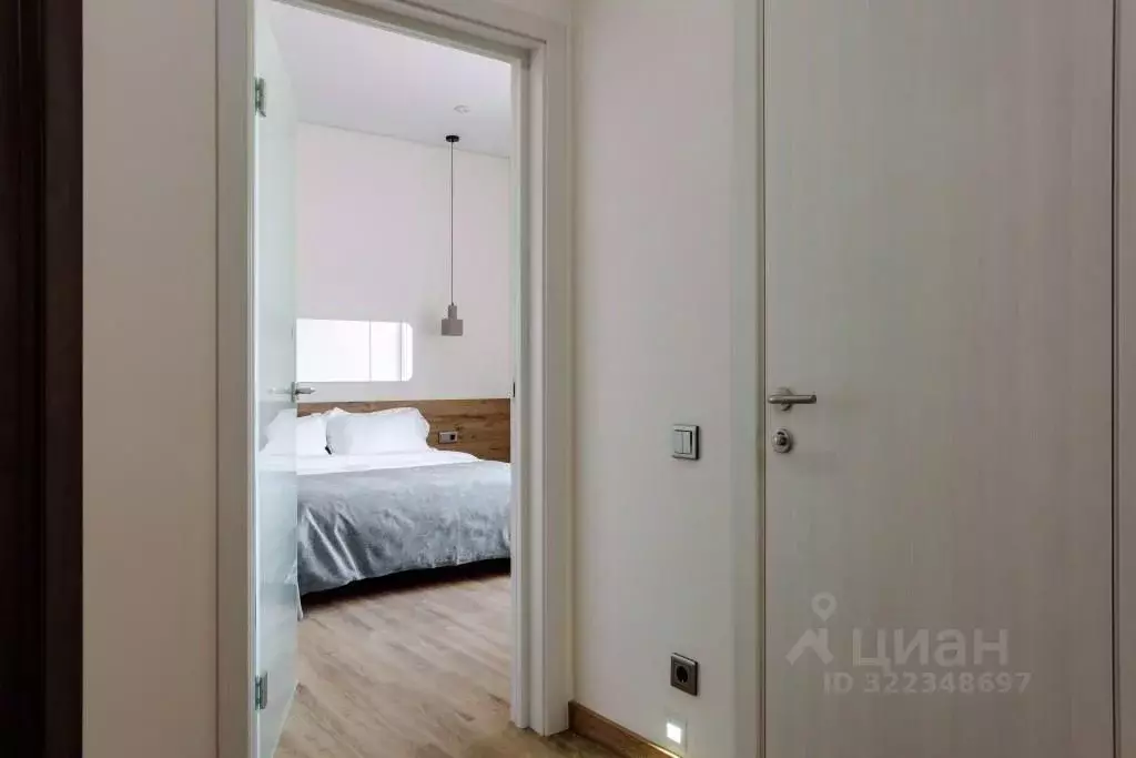 2-к кв. Астраханская область, Астрахань ул. Кирова, 12 (70.0 м) - Фото 2