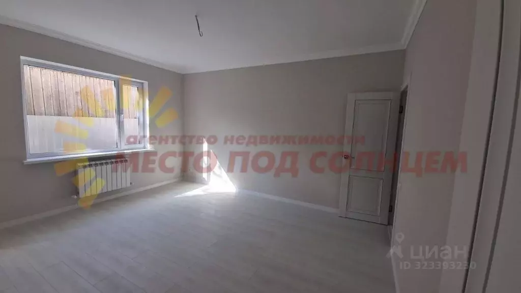 Дом в Краснодарский край, Ейск Харьковская ул. (120 м) - Фото 1