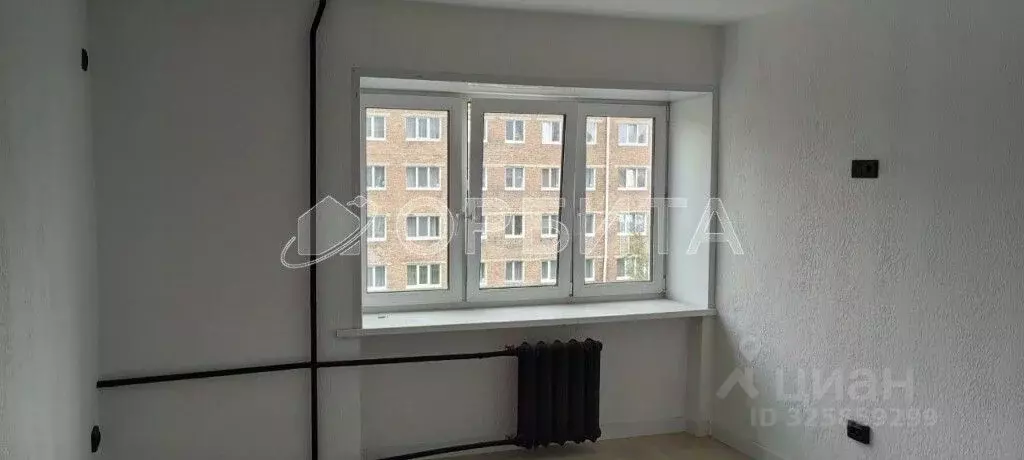 Студия Тюменская область, Тюмень ул. Мельникайте, 83 (22.0 м) - Фото 1