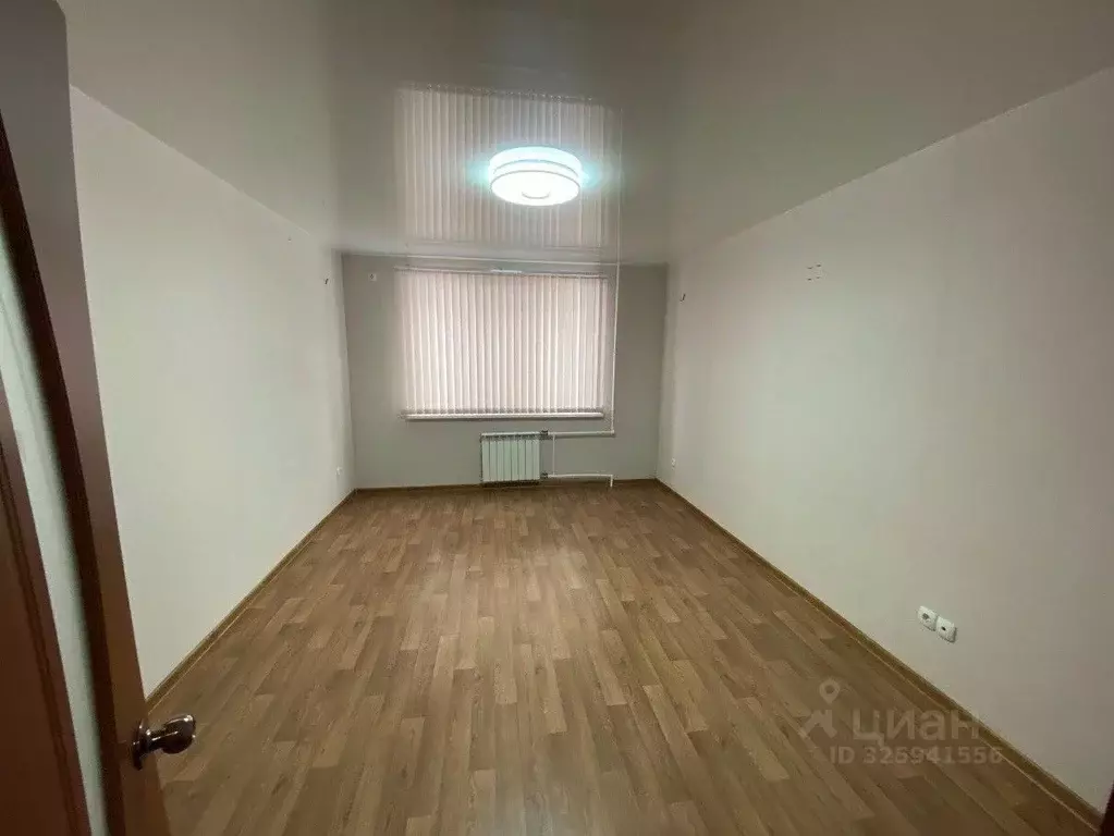 3-к кв. Волгоградская область, Волгоград бул. Энгельса, 16 (64.9 м) - Фото 2