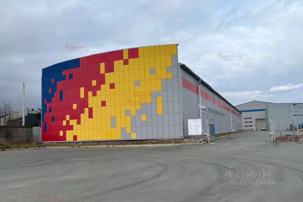 Помещение свободного назначения в Свердловская область, Арамиль Речной ... - Фото 1