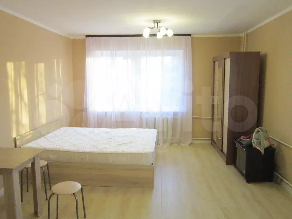 Комната 24 м в 1-к., 4/5 эт. - Фото 0