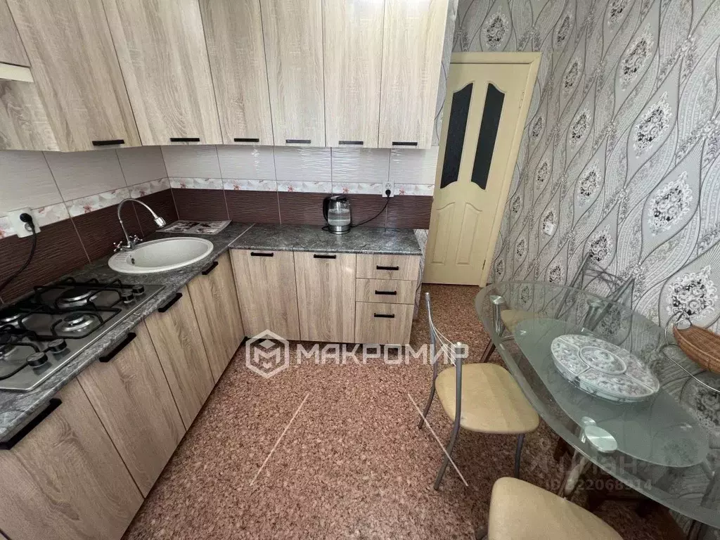 1-к кв. Брянская область, Брянск ул. Красный Маяк, 123 (30.2 м) - Фото 1