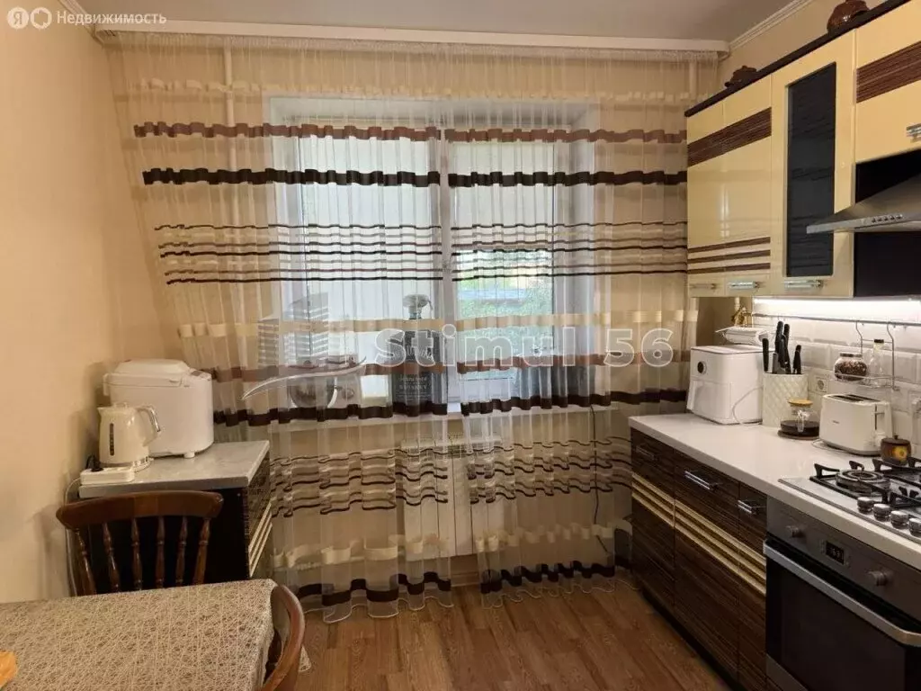 3-комнатная квартира: Оренбург, Промышленная улица, 12 (63.7 м) - Фото 1