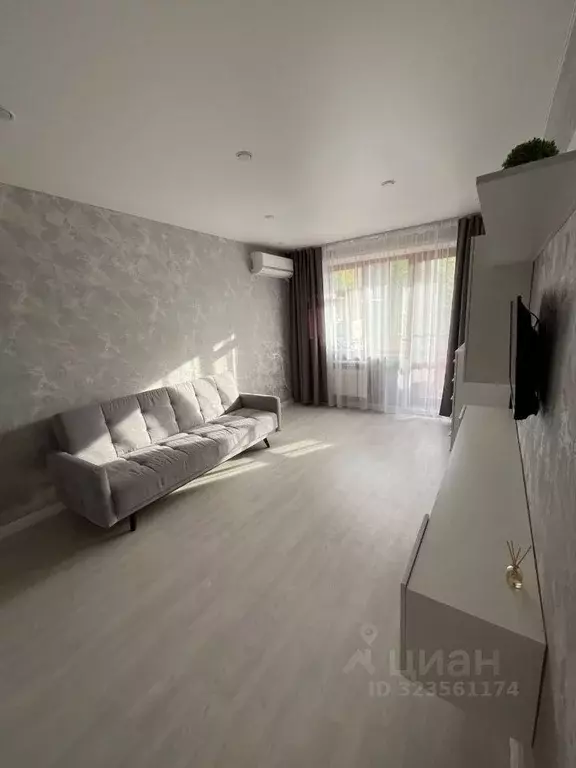 1-к кв. Самарская область, Тольятти ул. Фрунзе, 21 (31.8 м) - Фото 1