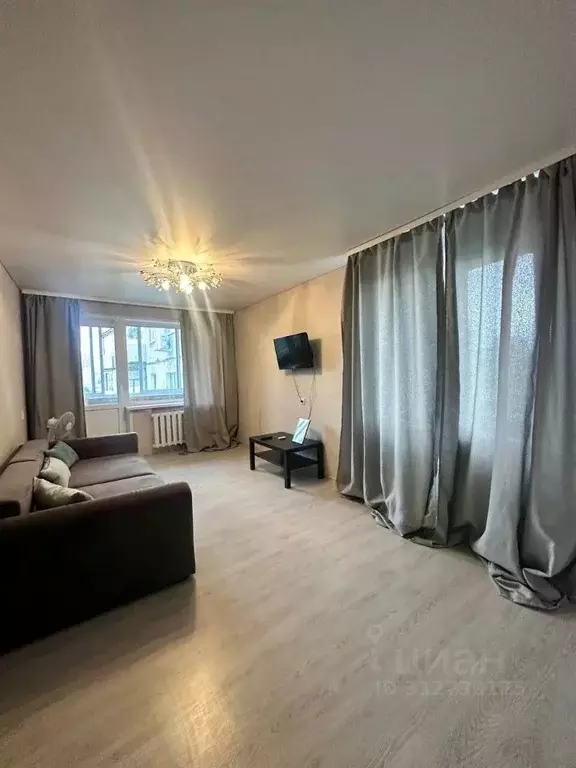 3-к кв. Башкортостан, Уфа Айская ул., 60 (60.0 м) - Фото 1