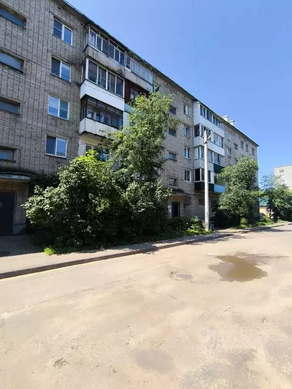 3-к кв. Смоленская область, Ярцево ул. Энтузиастов, 31 (60.7 м) - Фото 1