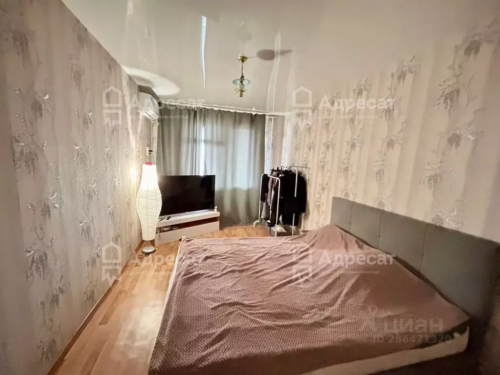 3-к кв. Волгоградская область, Волгоград ул. Рихарда Зорге, 40 (64.3 ... - Фото 1