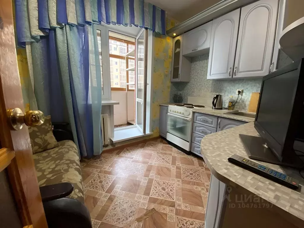 1-к кв. Татарстан, Казань ул. Оренбургский Тракт, 138В (28.0 м) - Фото 0
