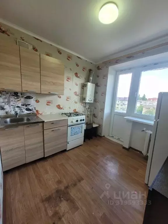 1-к кв. Карачаево-Черкесия, Черкесск просп. Ленина, 62 (30.0 м) - Фото 0