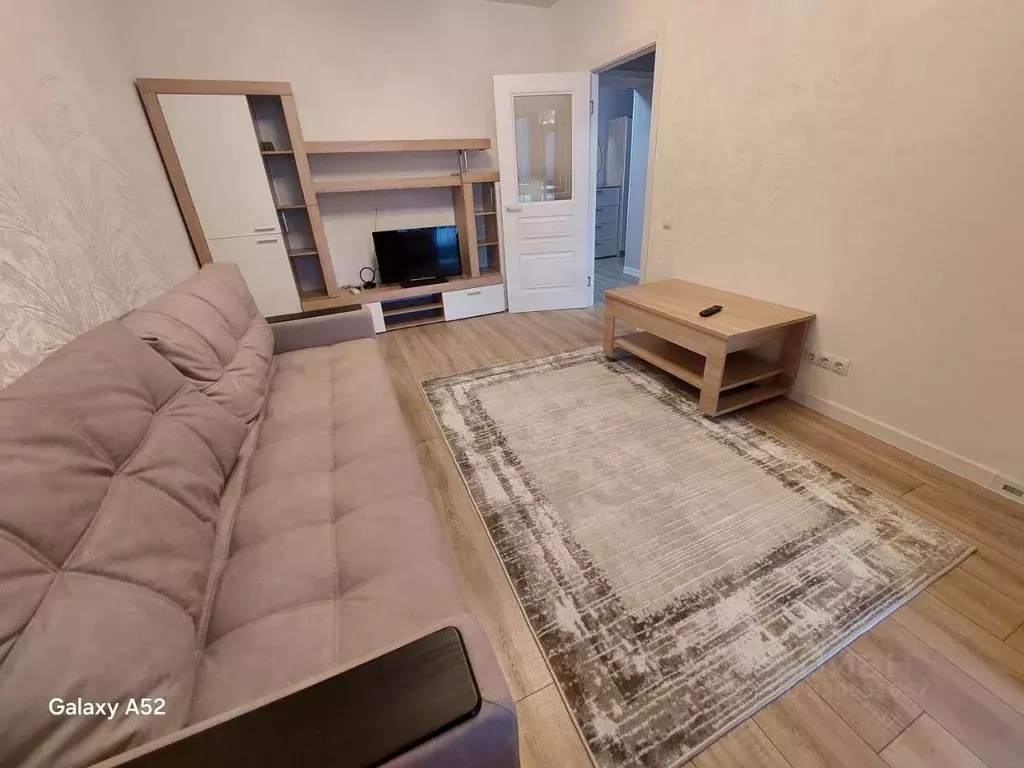 1-к кв. Красноярский край, Красноярск Высотная ул., 2В/1 (45.0 м) - Фото 1