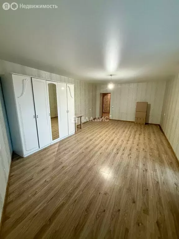 3-комнатная квартира: Волгоград, набережная Волжской Флотилии, 7А ... - Фото 1