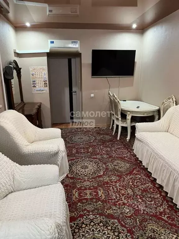 2-к кв. Липецкая область, Липецк пл. Победы, 3 (64.3 м) - Фото 0