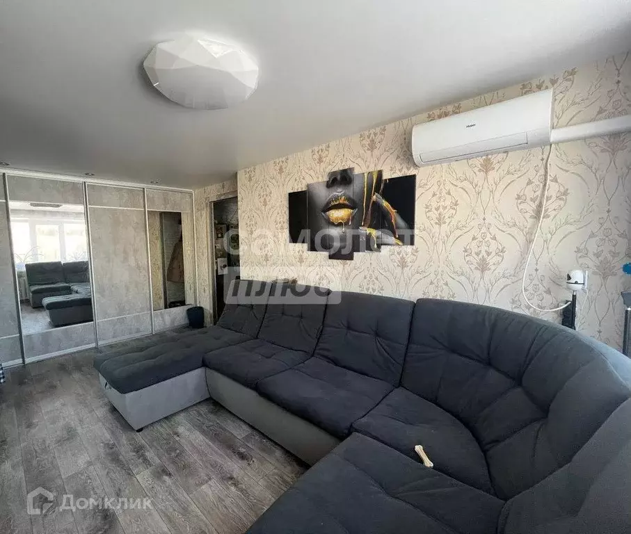 Продаётся 4-к квартира, 60.4 м - Фото 0