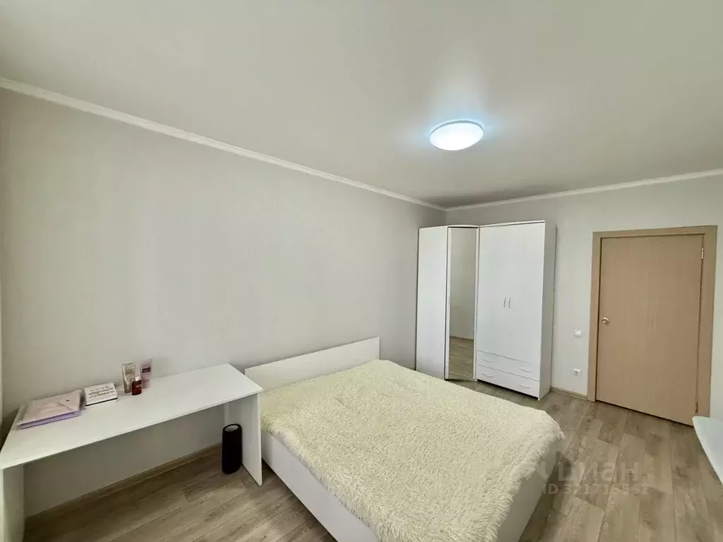 1-к кв. Татарстан, Казань ул. Родины, 26Г (50.0 м) - Фото 1