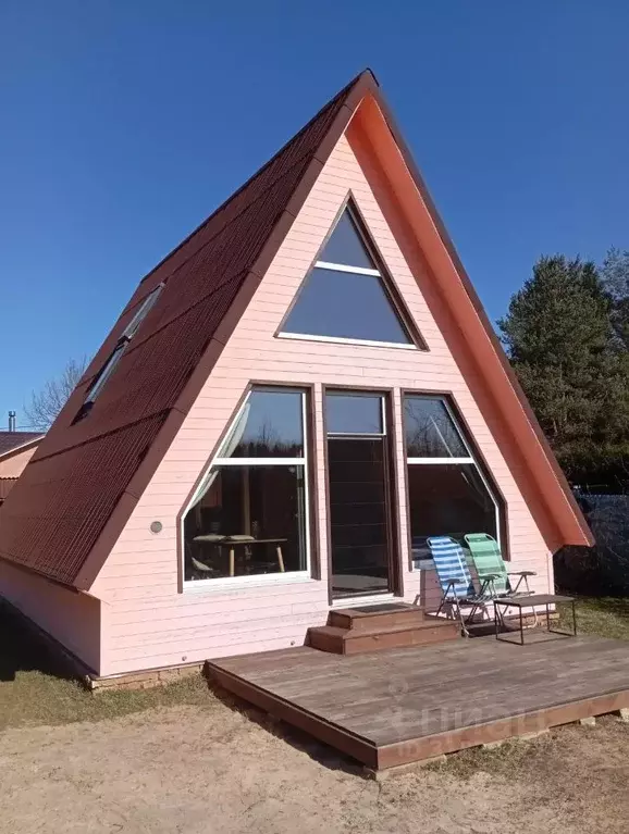 Дом в Ленинградская область, Кингисеппский район, пос. Усть-Луга, ... - Фото 1