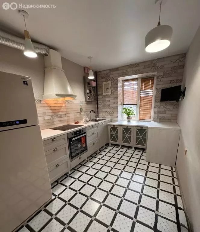 3-комнатная квартира: Зеленогорск, Заводская улица, 7 (68 м) - Фото 2