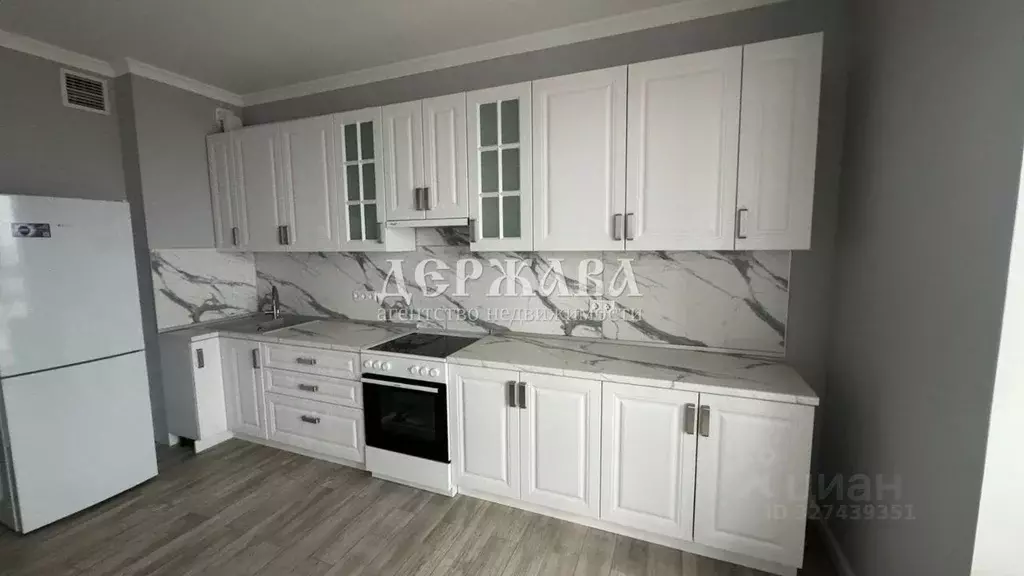 2-к кв. Белгородская область, Старый Оскол Северный мкр, 5А (73.0 м) - Фото 1