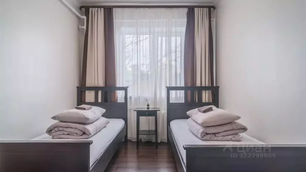 Комната Приморский край, Владивосток ул. Адмирала Фокина, 26 (15.0 м) - Фото 1