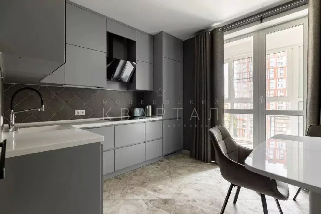 Продается 2-комнатная квартира - Фото 2