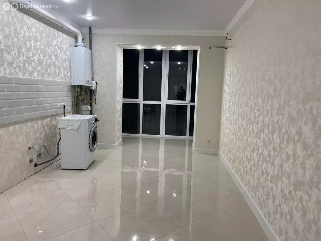 1-комнатная квартира: Владикавказ, улица Билара Кабалоева, 12А (52 м) - Фото 0