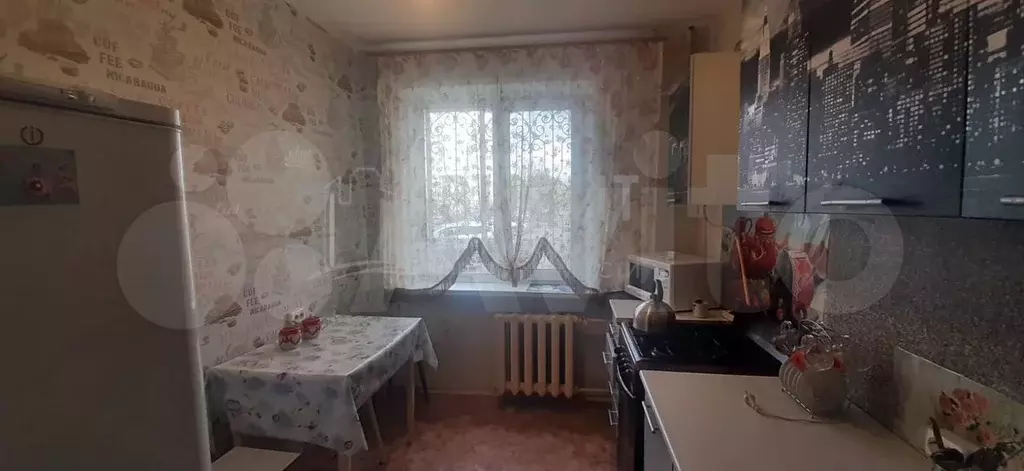 2-к. квартира, 41 м, 1/10 эт. - Фото 1
