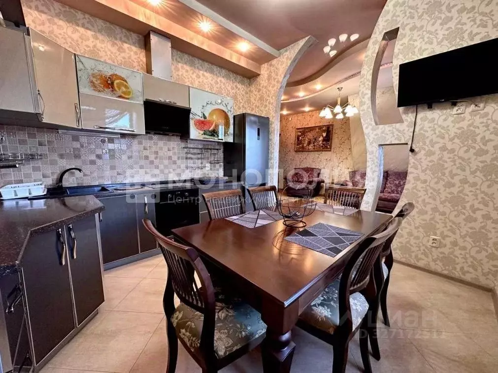 2-к кв. Амурская область, Белогорск ул. Кирова, 160 (66.0 м) - Фото 1