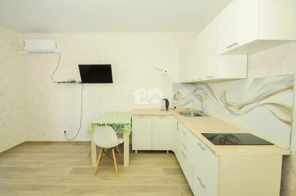 Студия Новосибирская область, Новосибирск Бронная ул., 22 (24.1 м) - Фото 1