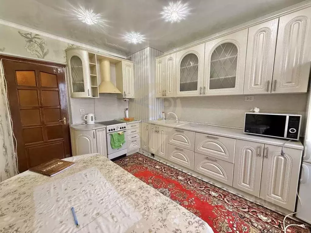 3-к кв. Белгородская область, Старый Оскол Буденного мкр, 7А (63.81 м) - Фото 1