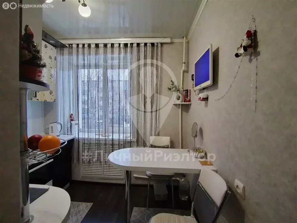 2-комнатная квартира: Скопин, микрорайон Заречный, Первомайская улица, ... - Фото 1