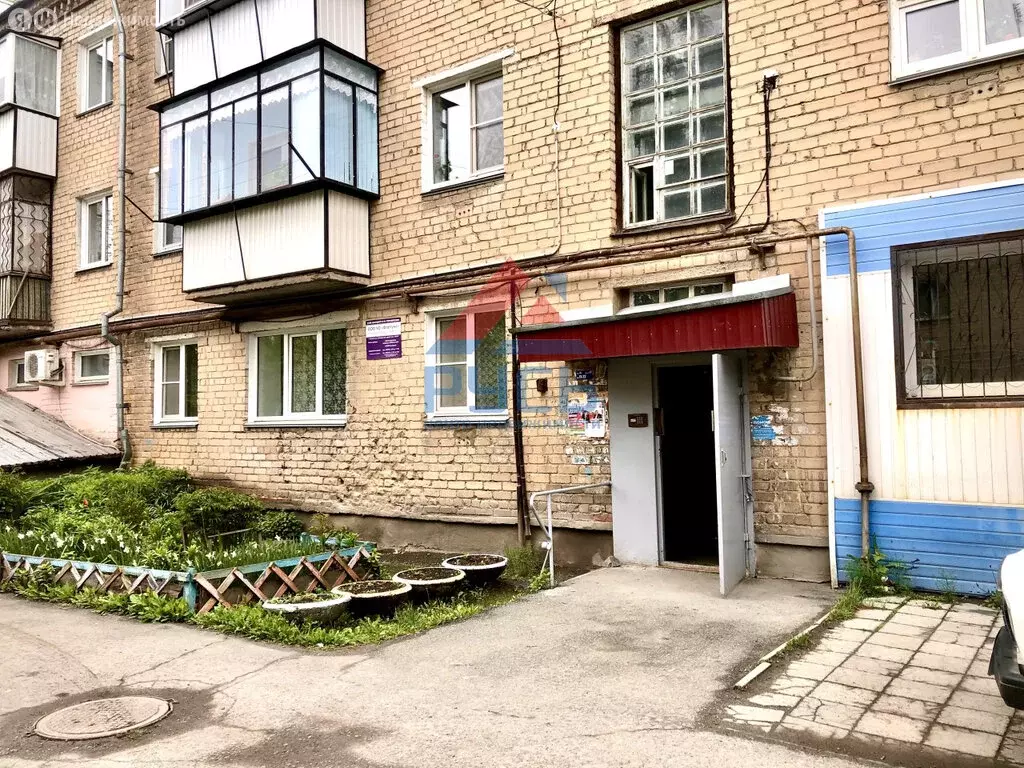 2-комнатная квартира: Коркино, улица Маслова, 23А (41.9 м) - Фото 0