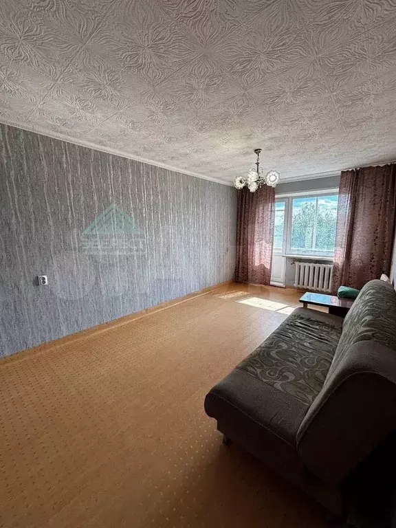 2-к. квартира, 43 м, 5/5 эт. - Фото 0