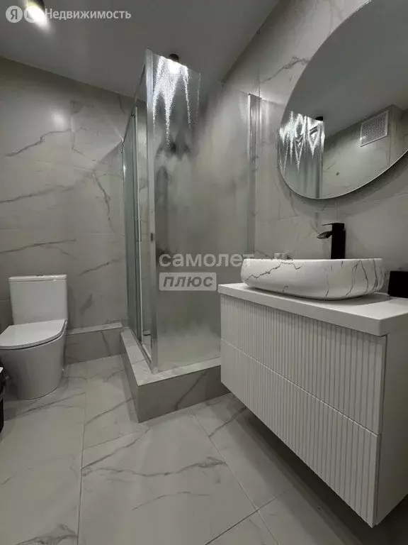 2-комнатная квартира: село Первомайский, улица Оружейников, 1/6 (55 м) - Фото 2