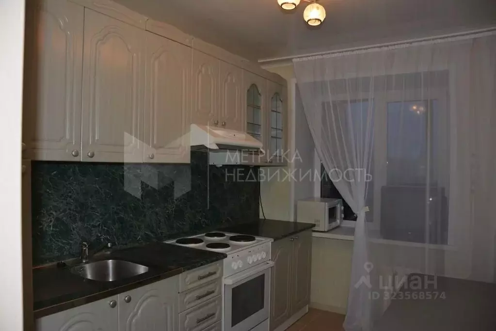 1-к кв. Тюменская область, Тюмень ул. Республики, 92 (34.0 м) - Фото 1