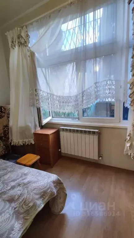 3-к кв. Крым, Ялта ул. Яна Булевского, 9 (65.6 м) - Фото 0