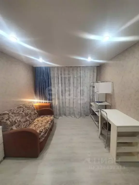 Комната Тюменская область, Тюмень ул. Красина, 5 (12.4 м) - Фото 0