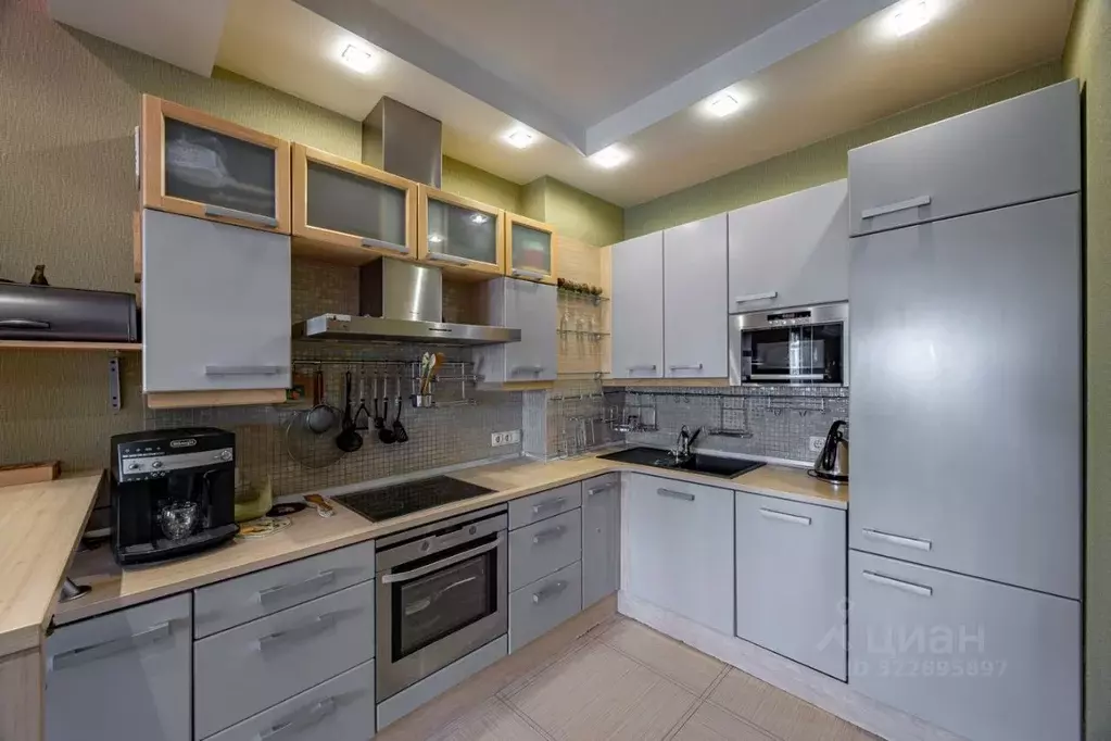 Таунхаус в Санкт-Петербург ул. Маршала Новикова, 23к1 (200 м) - Фото 1