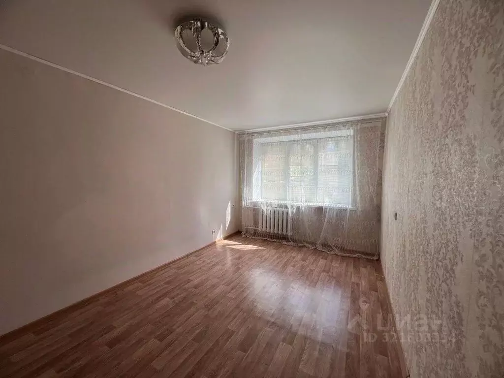 1-к кв. Оренбургская область, Оренбург ул. Дружбы, 3/1 (28.1 м) - Фото 0