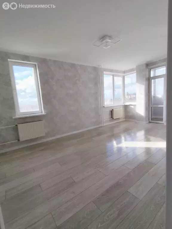 2-комнатная квартира: Краснодар, Венецианская улица, 8 (61 м) - Фото 0