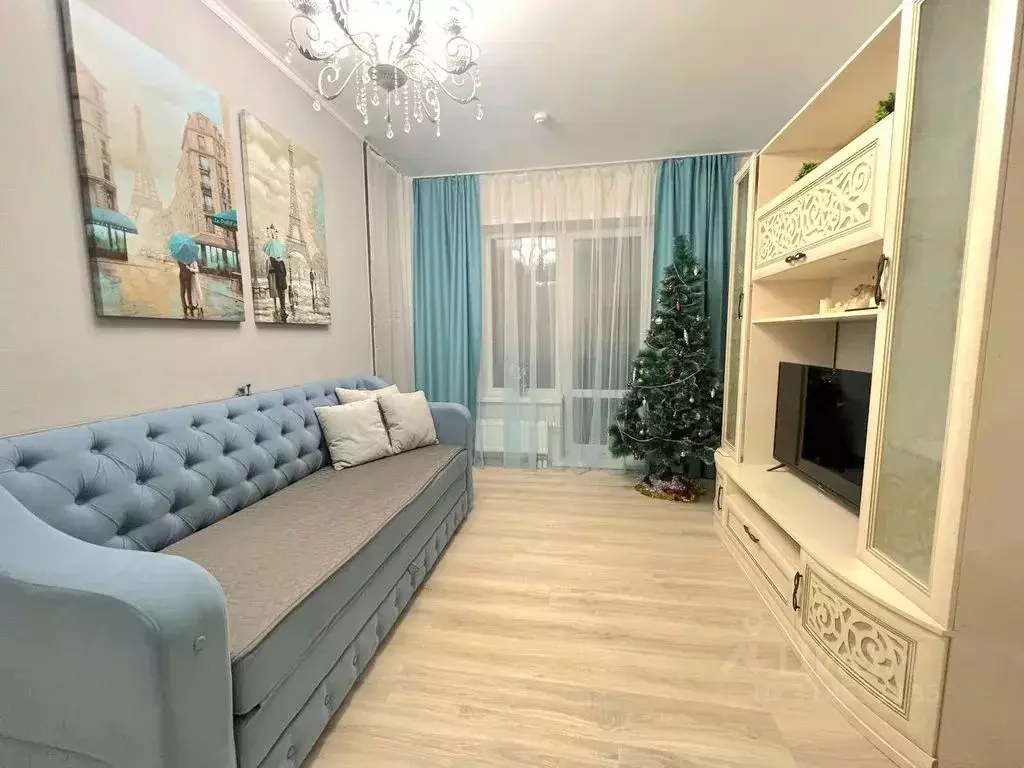 2-к кв. Пермский край, Пермь ул. Революции, 54 (66.0 м) - Фото 1