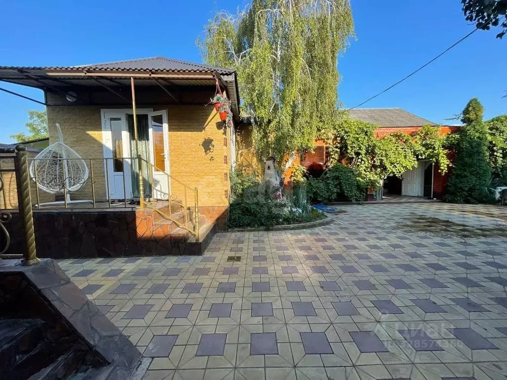 Дом в Ингушетия, Сунженский район, Троицкая ст-ца Запрудная ул. (200 ... - Фото 1